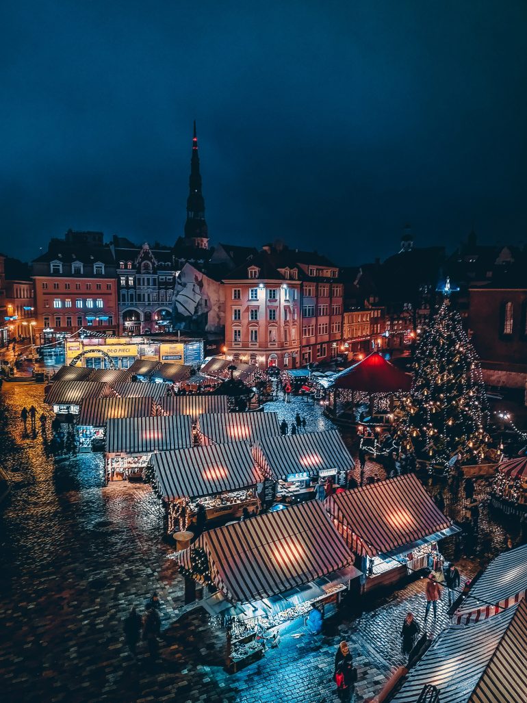 Best Christmas Markets In the USA